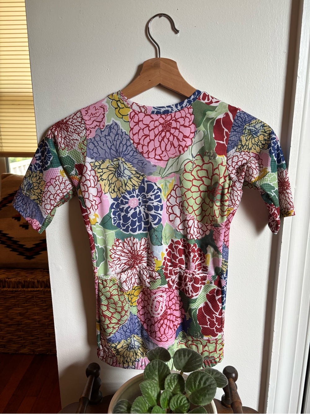 Ostroy Macrophylla Floral Cycling Jersey - Picture 2 of 4